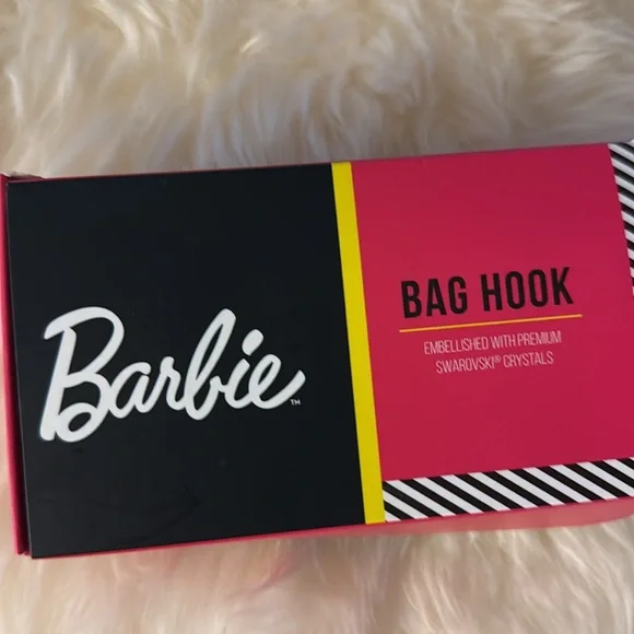 Pilot Barbie 60th Anniversary collector’s edition bag holder Barbie bling - Picture 4 of 4